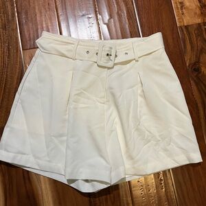 White high waisted shorts